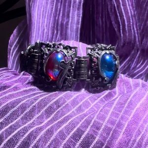 Vintage Judy Lee Dragons eye bracelet.